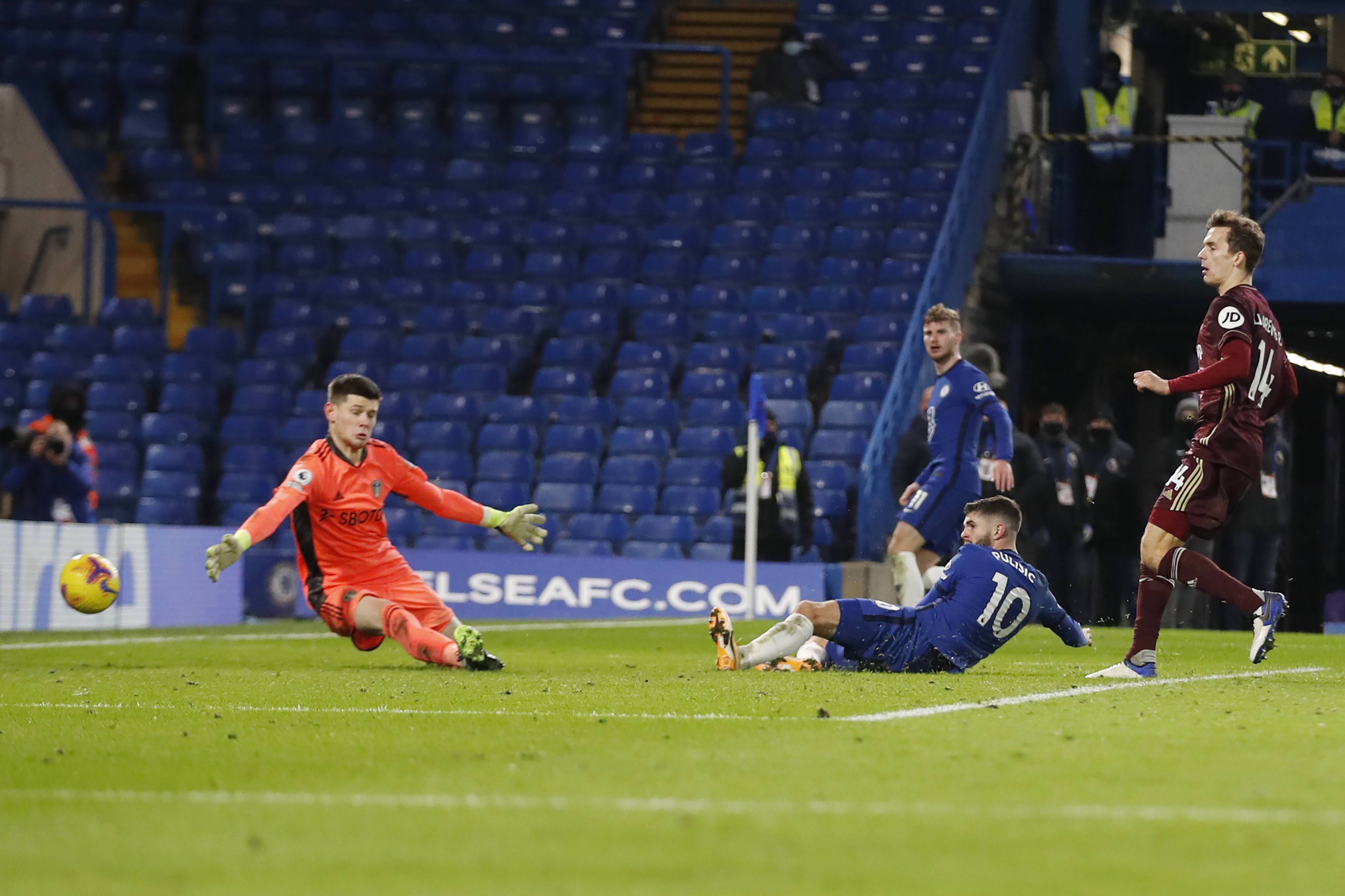 仅止步于他 仅止步于他