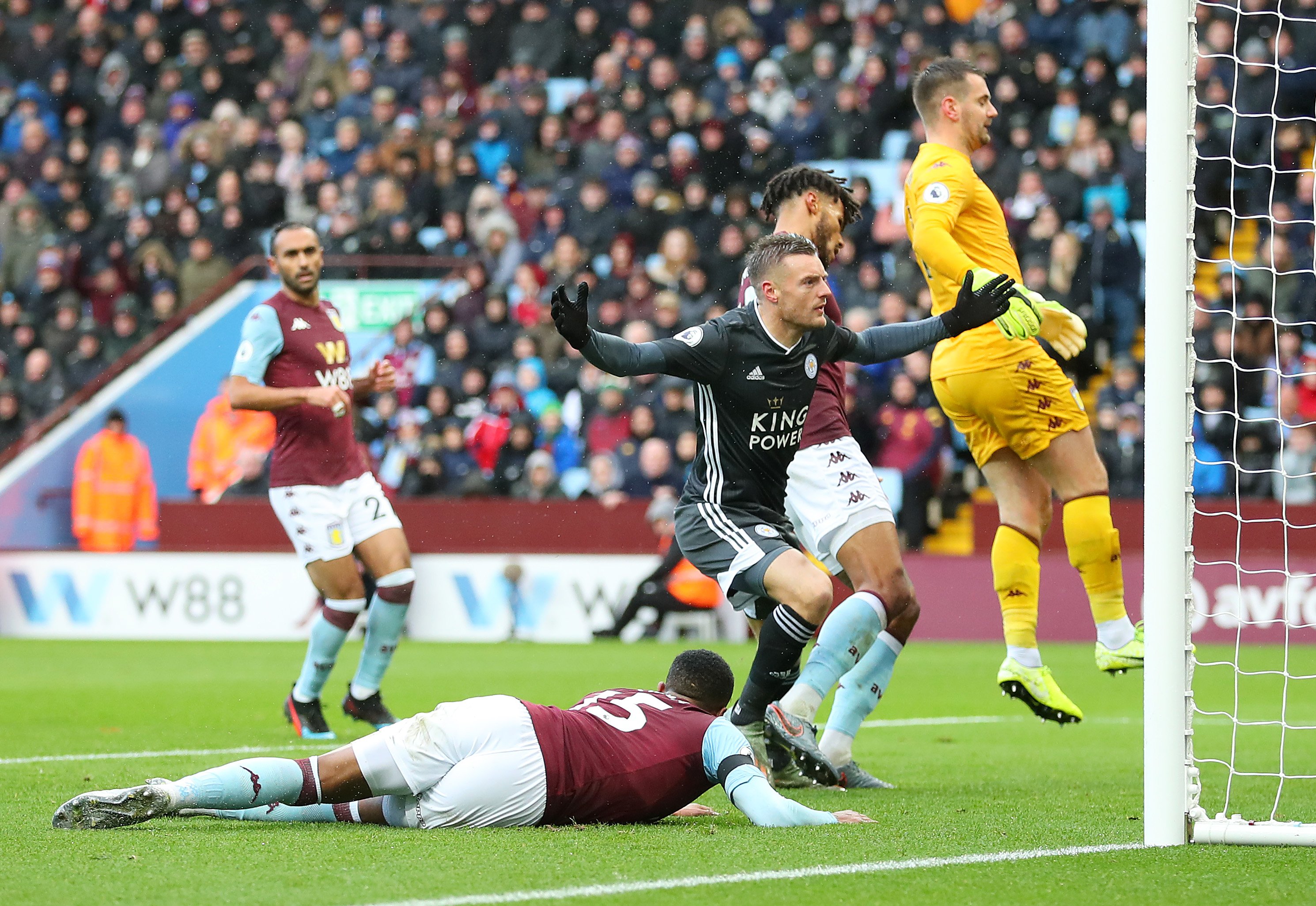 他的出场无 他的出场无